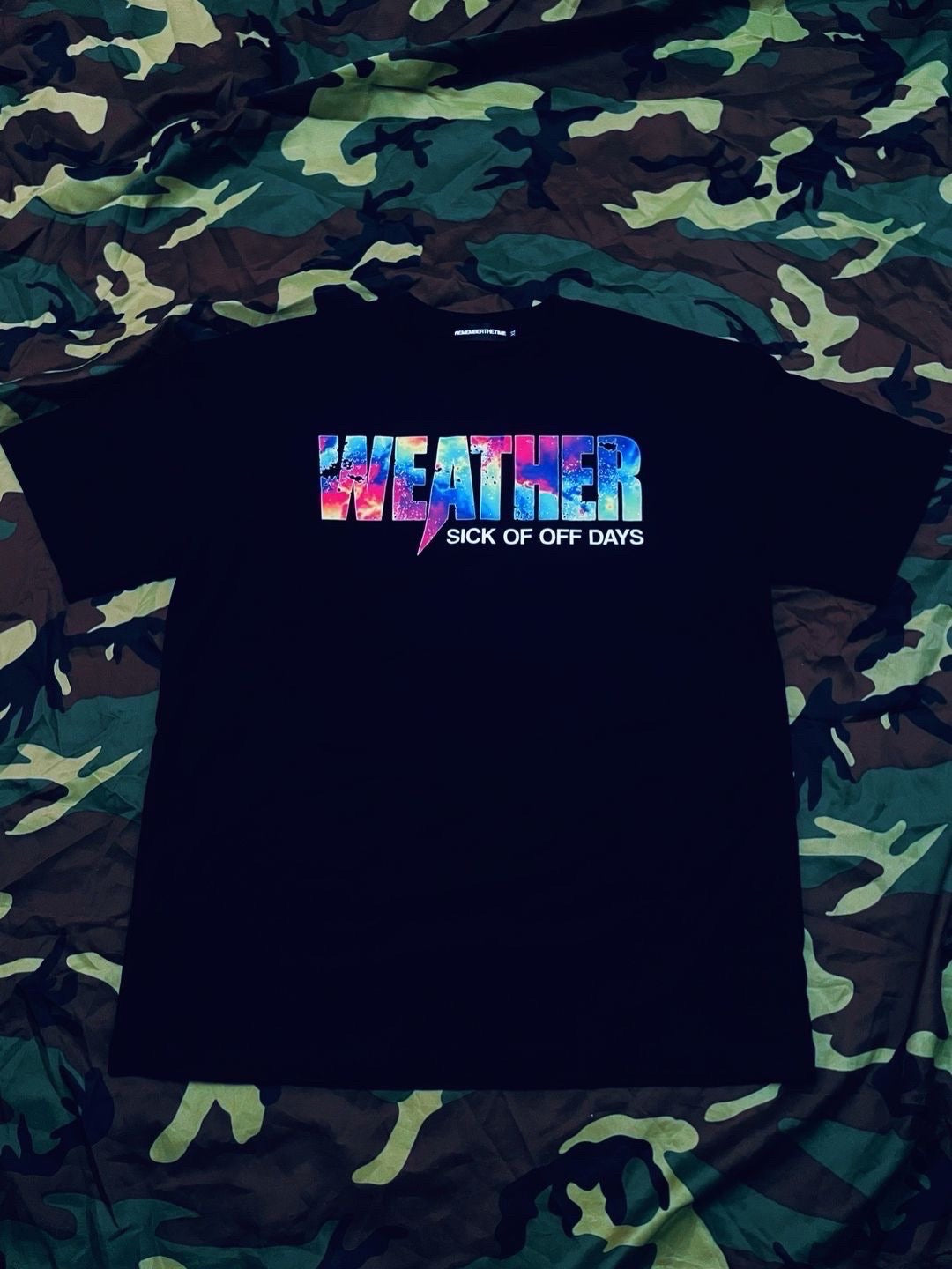 “WEATHER” TEE
