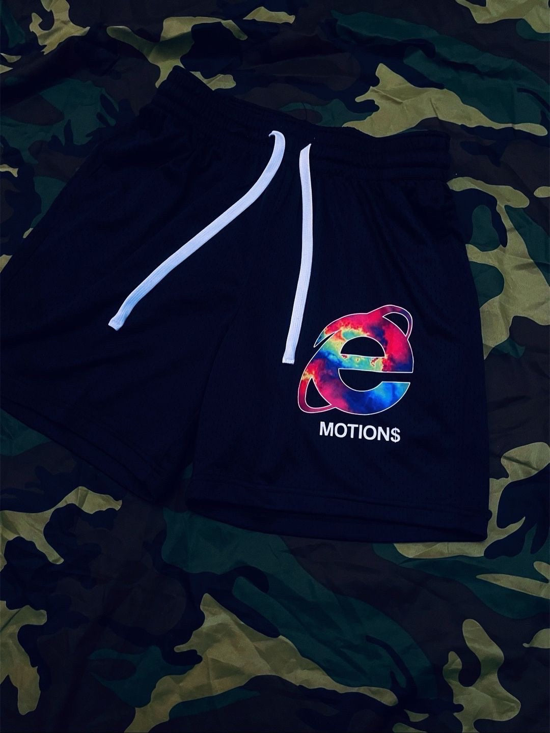 “eMOTIONS” SHORTS